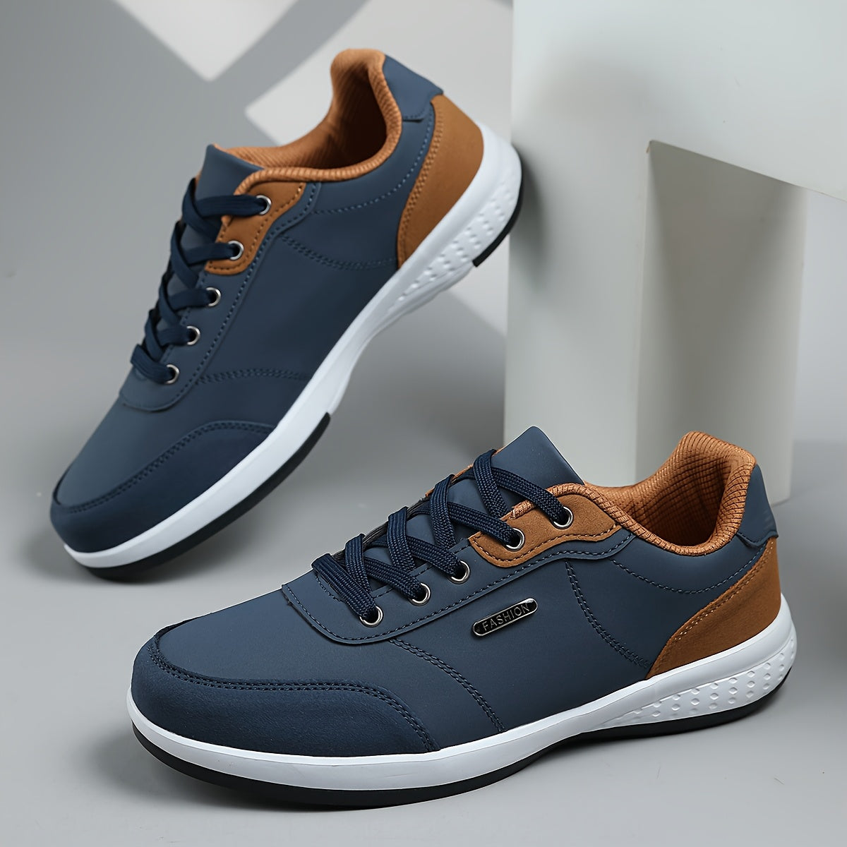 Men's Contrast Lace-Up Trainers